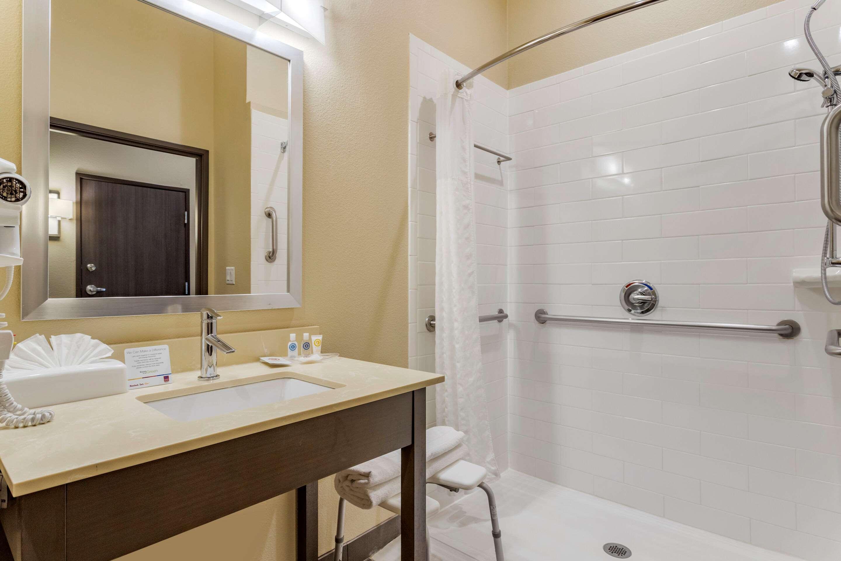 Comfort Suites Near Sam Houston Race Park Zewnętrze zdjęcie