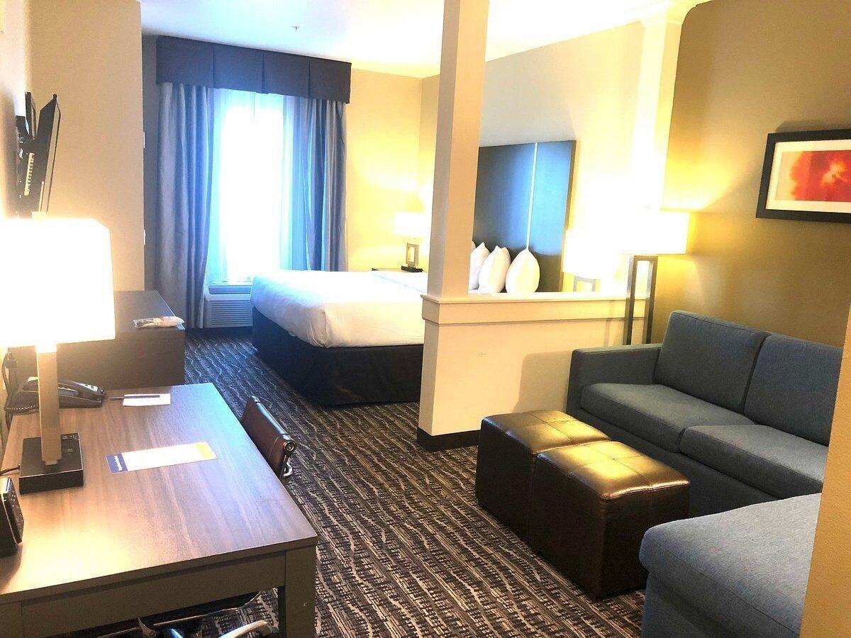 Comfort Suites Near Sam Houston Race Park Zewnętrze zdjęcie